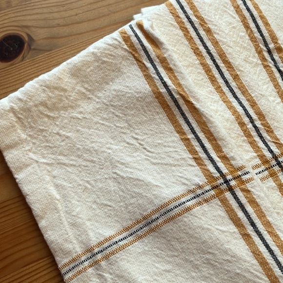 Set of 4 Hearth and Hand cotton napkins New - Picture 2 of 3